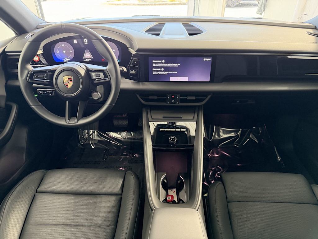 Thumbnail: 2025 Porsche Macan - 7