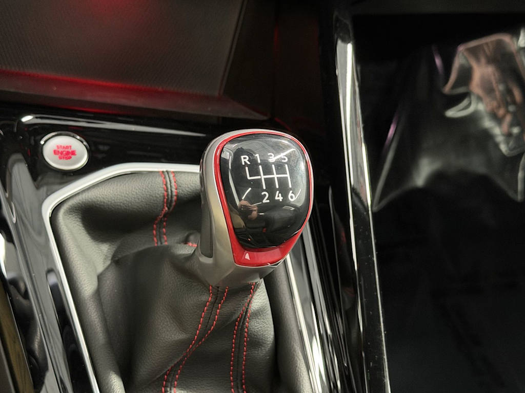 Thumbnail: 2023 Volkswagen Golf - 13