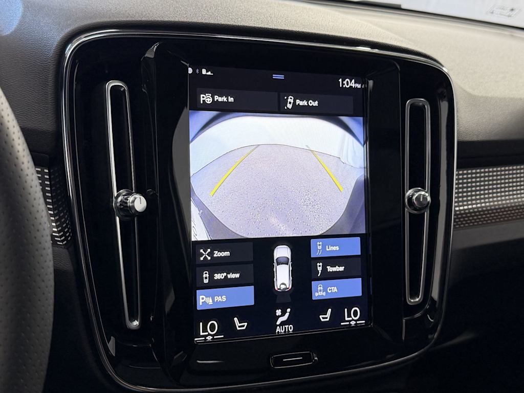 Thumbnail: 2019 Volvo XC40 - 12