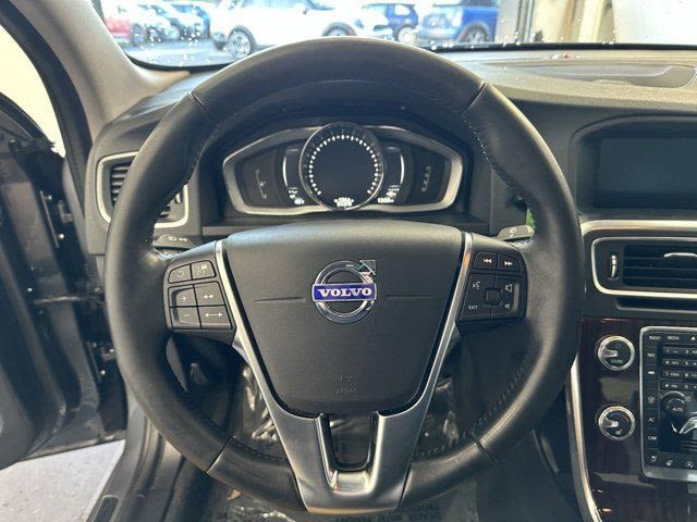 2018 Volvo S60 T5 11