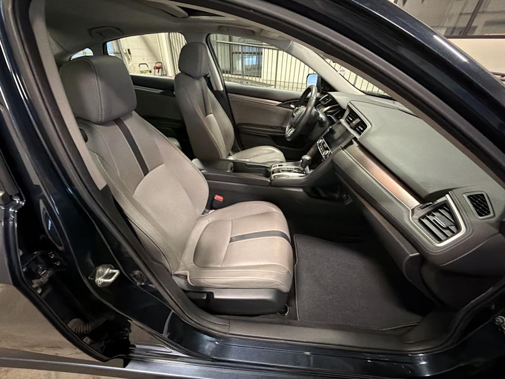 Thumbnail: 2017 Honda Civic - 9