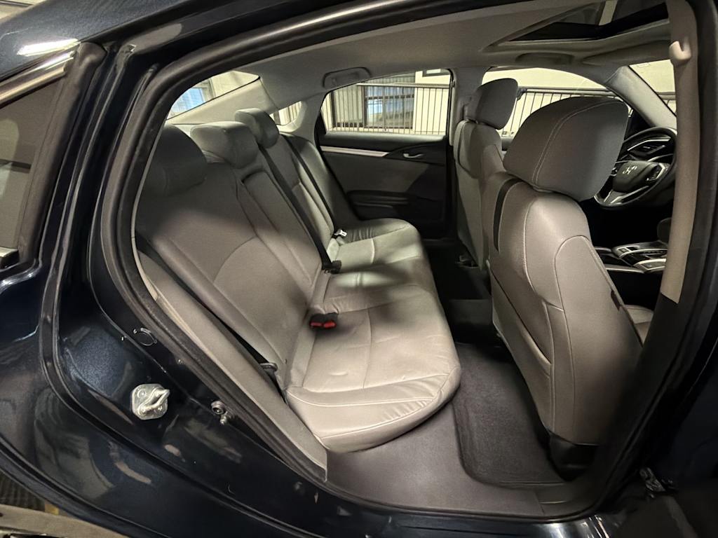 Thumbnail: 2017 Honda Civic - 31