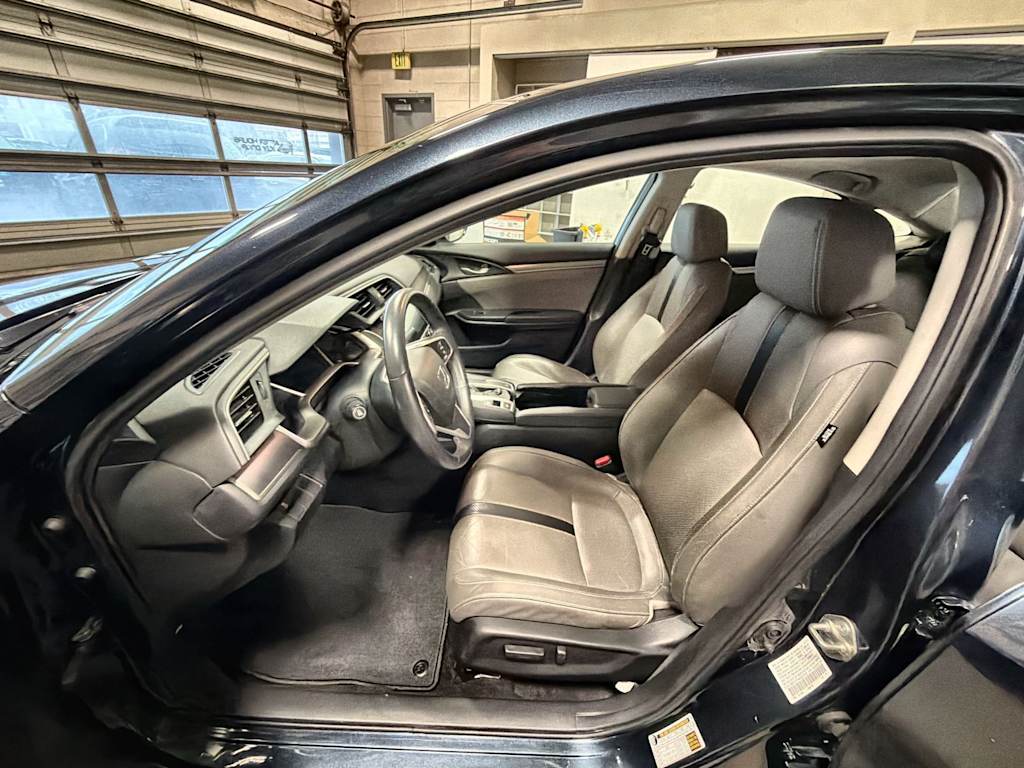 Thumbnail: 2017 Honda Civic - 10