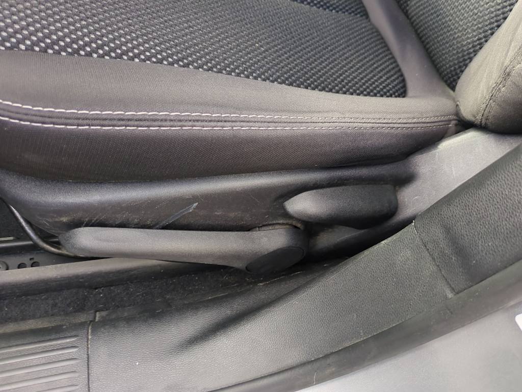 Thumbnail: 2015 Dodge Dart - 26