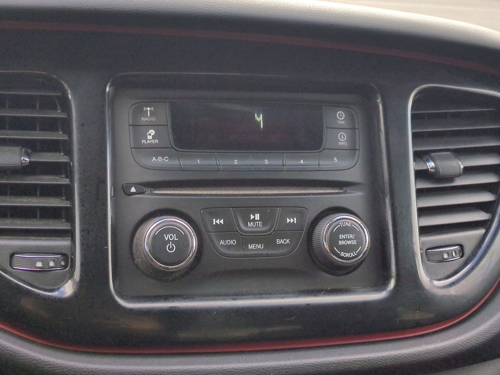 Thumbnail: 2015 Dodge Dart - 32