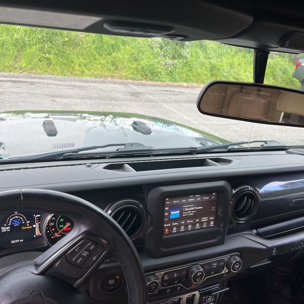 Thumbnail: 2020 Jeep Wrangler - 8