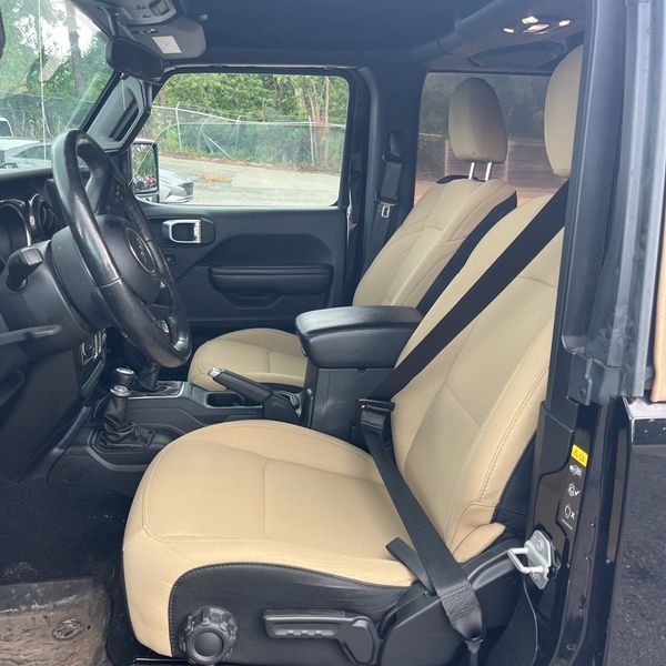 Thumbnail: 2020 Jeep Wrangler - 6