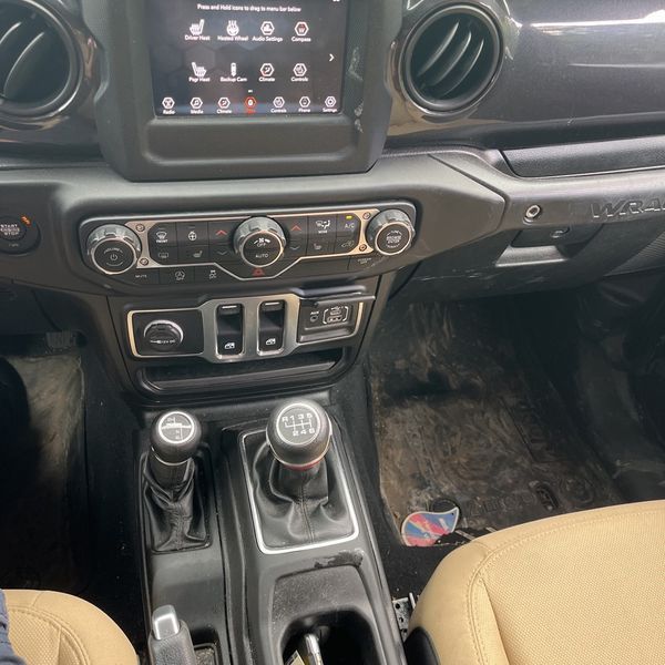 Thumbnail: 2020 Jeep Wrangler - 9