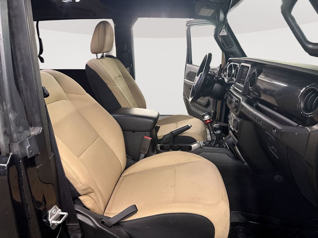 Thumbnail: 2020 Jeep Wrangler - 22