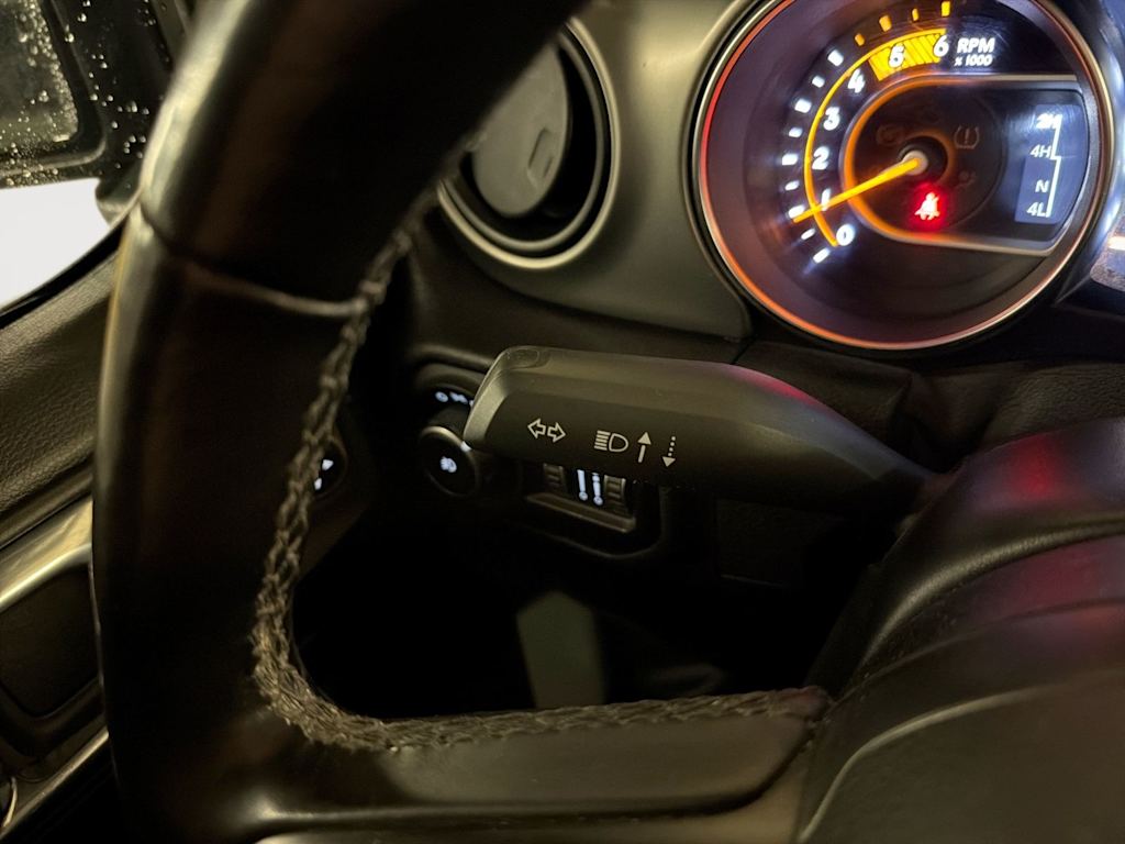 Thumbnail: 2021 Jeep Wrangler - 29