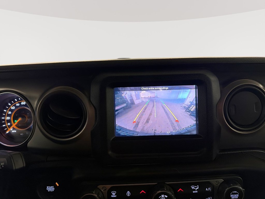 Thumbnail: 2021 Jeep Wrangler - 30