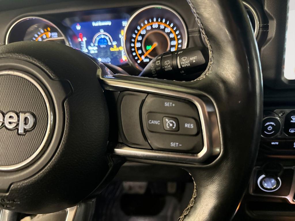 Thumbnail: 2018 Jeep Wrangler - 32