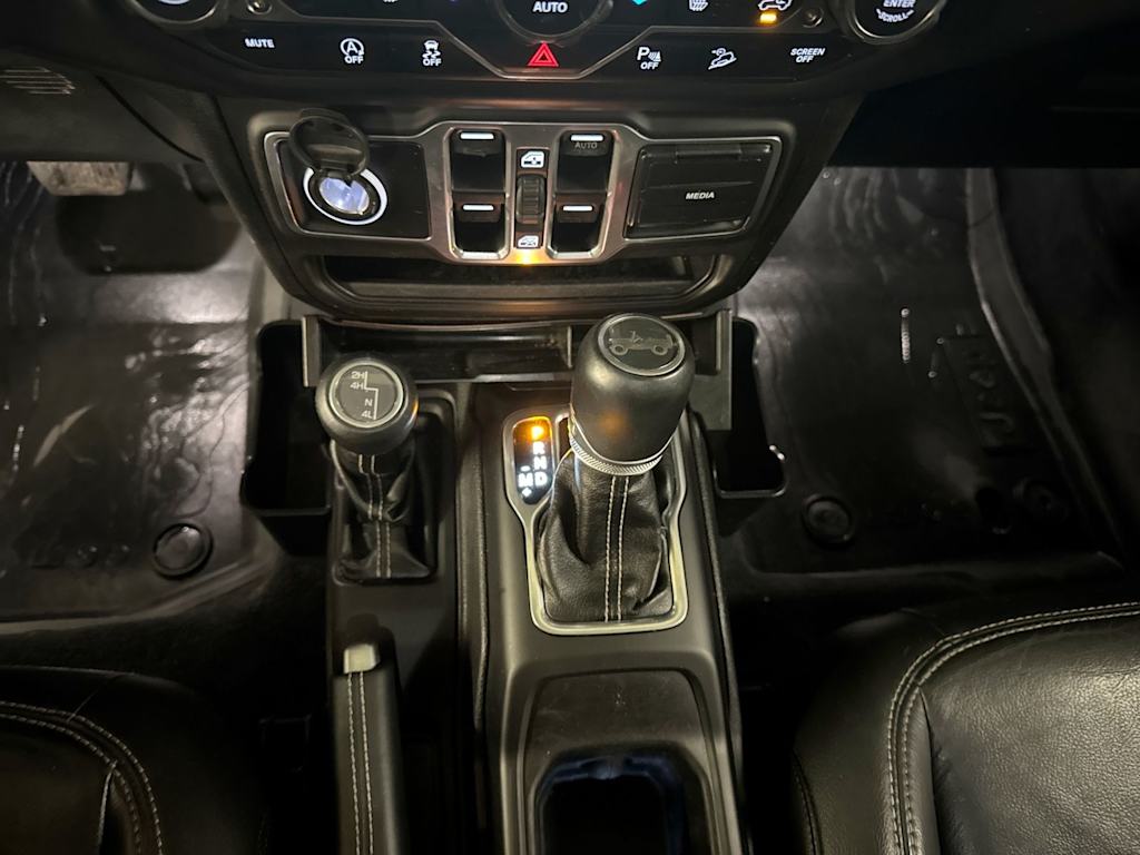 Thumbnail: 2018 Jeep Wrangler - 34