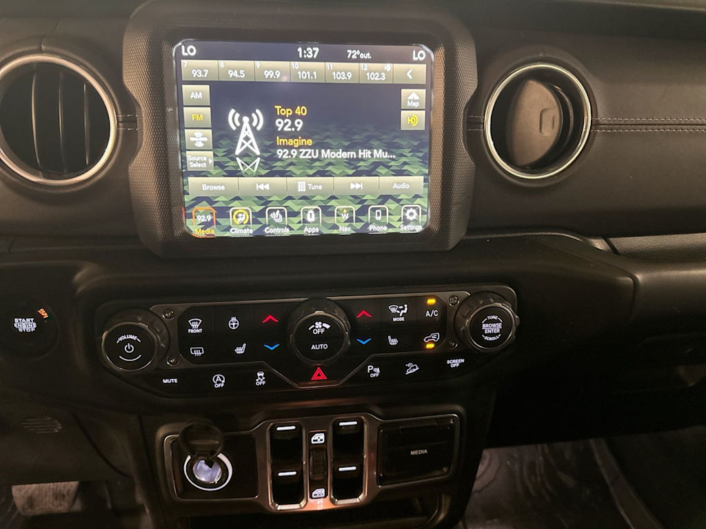 Thumbnail: 2018 Jeep Wrangler - 33