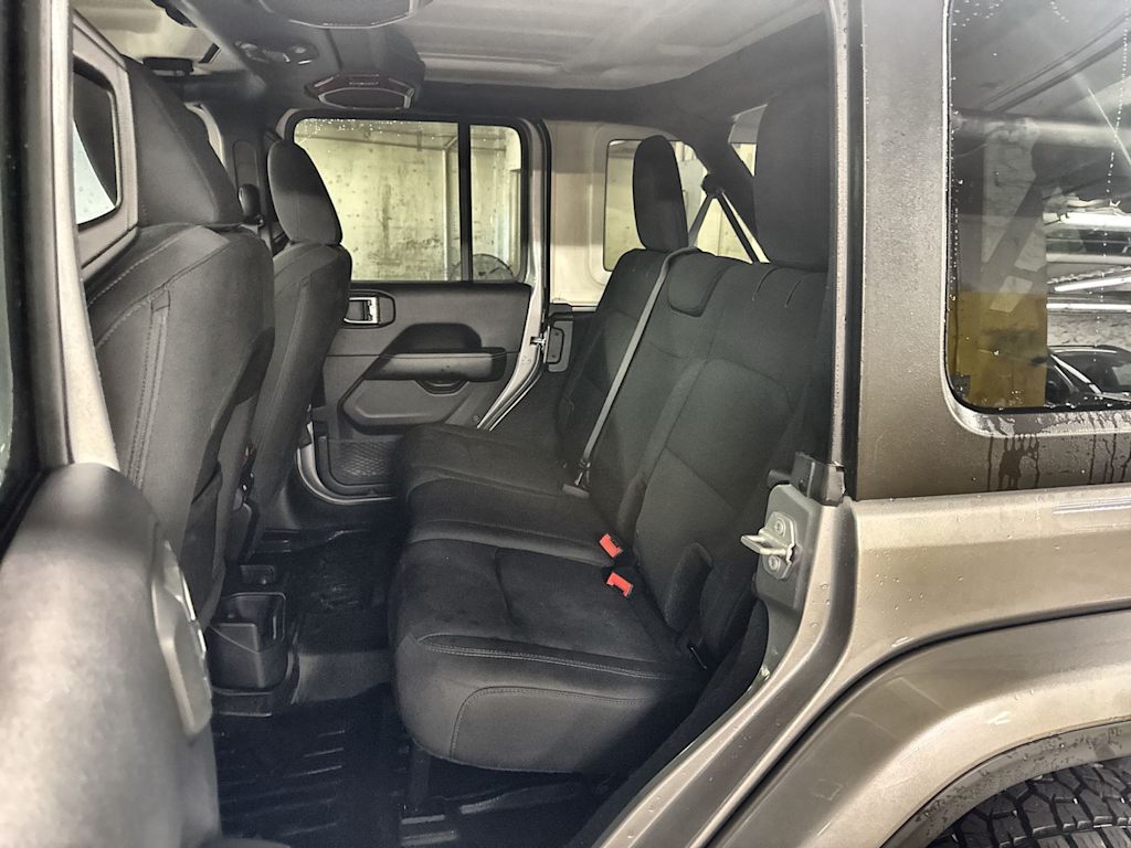 Thumbnail: 2018 Jeep Wrangler - 27