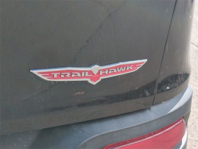 2015 Jeep Cherokee Trailhawk 26