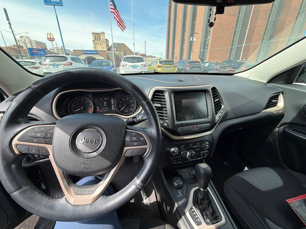 Thumbnail: 2014 Jeep Cherokee - 2