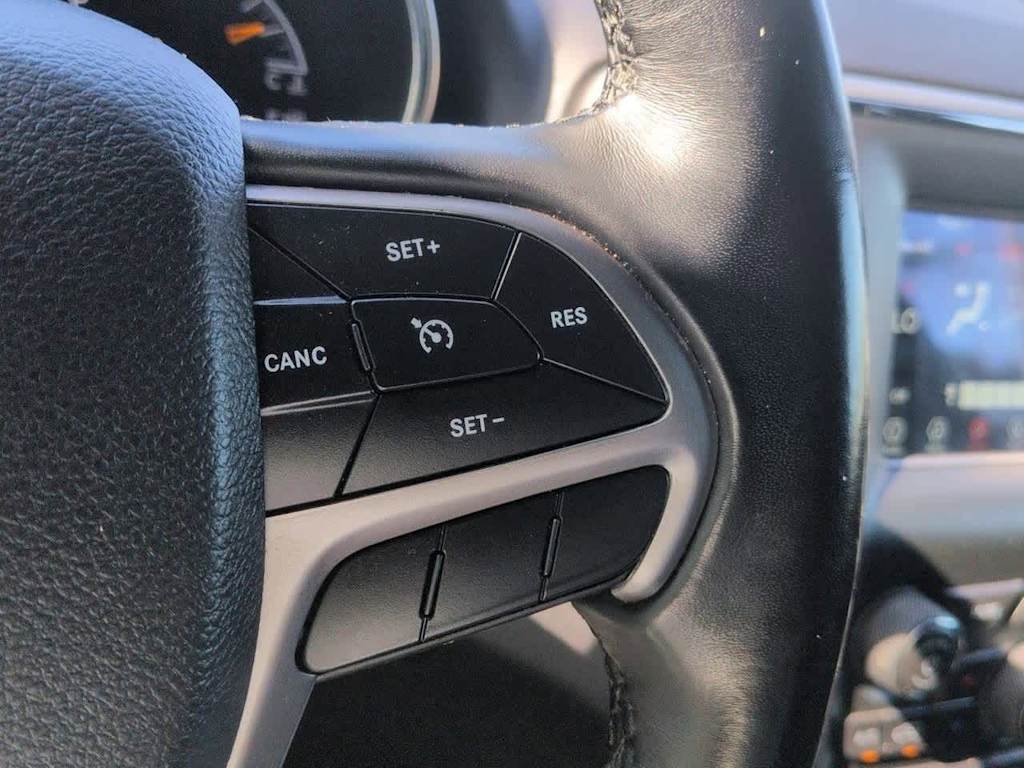Thumbnail: 2021 Jeep Grand Cherokee - 29