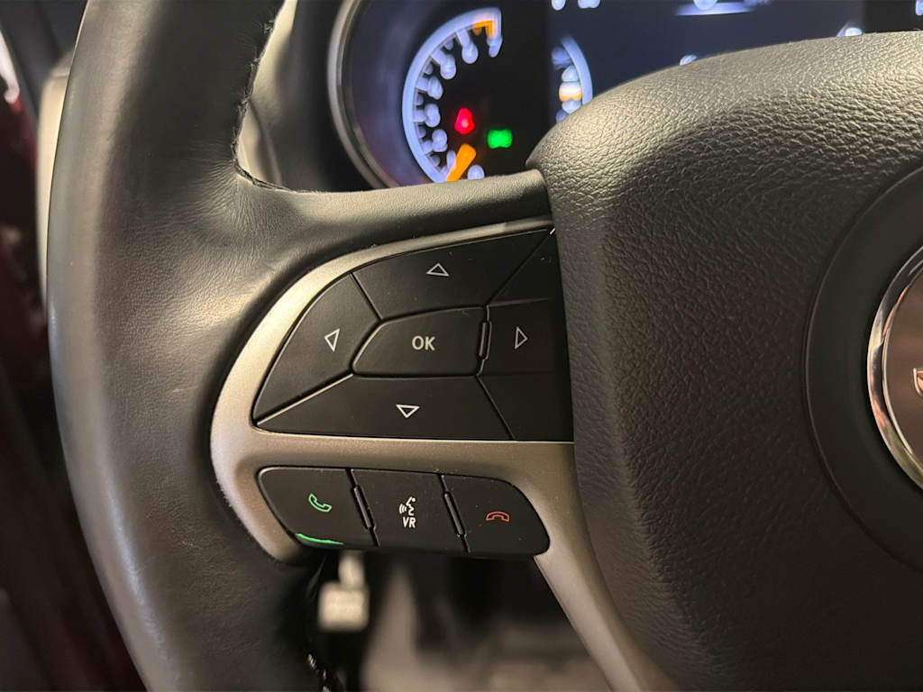 Thumbnail: 2021 Jeep Grand Cherokee - 30