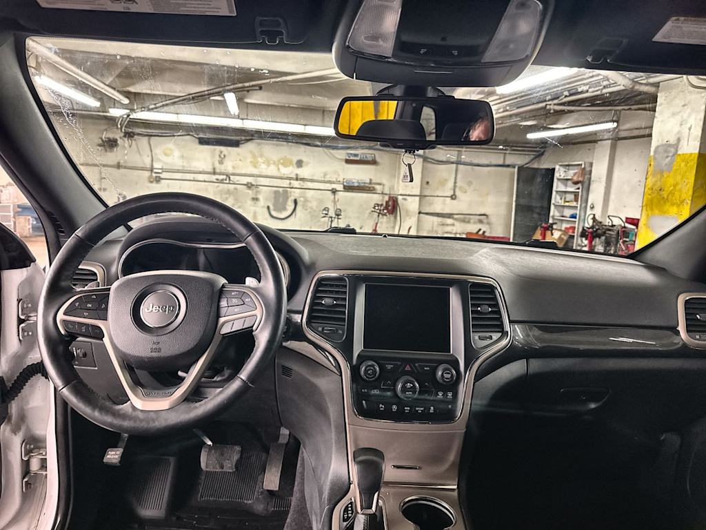 Thumbnail: 2016 Jeep Grand Cherokee - 2