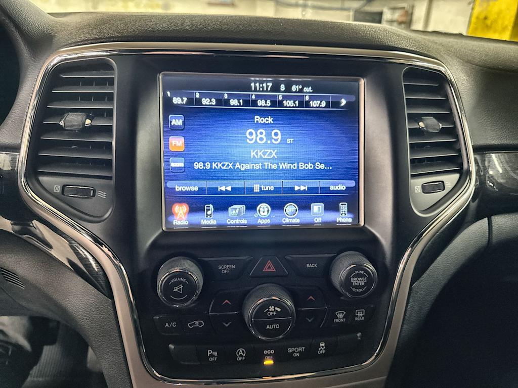 Thumbnail: 2016 Jeep Grand Cherokee - 29