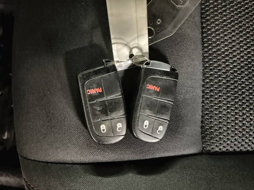 Thumbnail: 2016 Jeep Grand Cherokee - 18