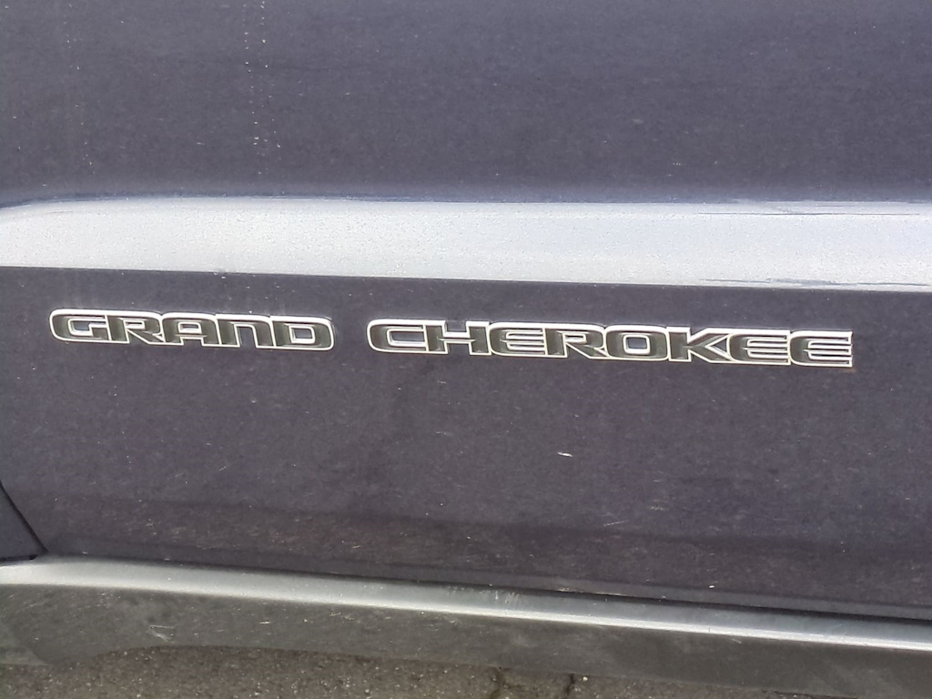 Thumbnail: 2018 Jeep Grand Cherokee - 19