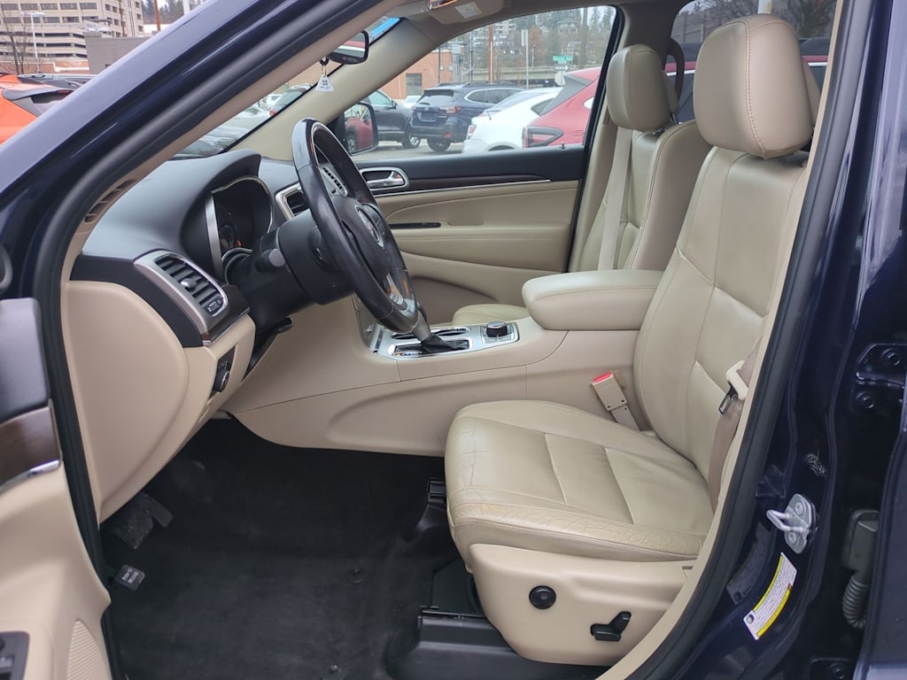 Thumbnail: 2018 Jeep Grand Cherokee - 11