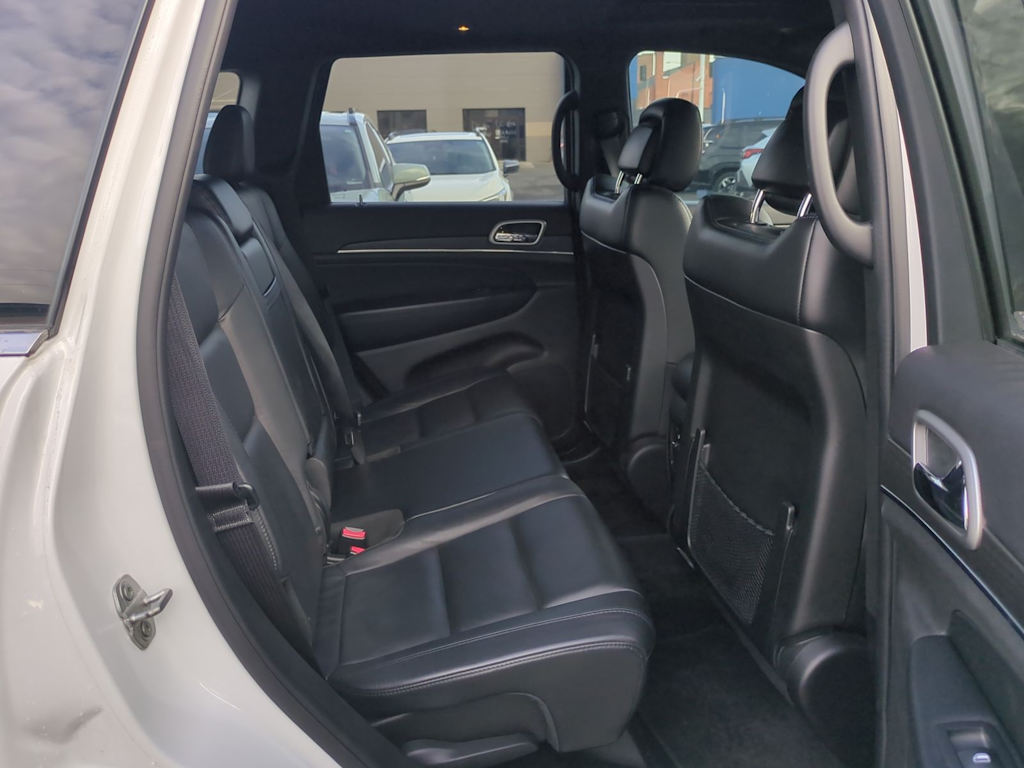 Thumbnail: 2018 Jeep Grand Cherokee - 28