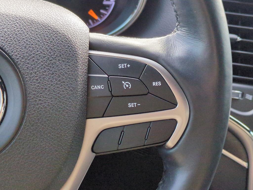 Thumbnail: 2018 Jeep Grand Cherokee - 30