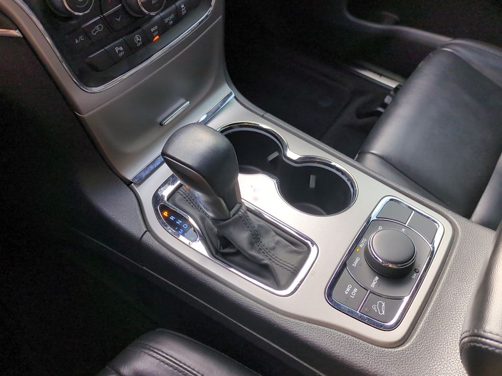 Thumbnail: 2018 Jeep Grand Cherokee - 16