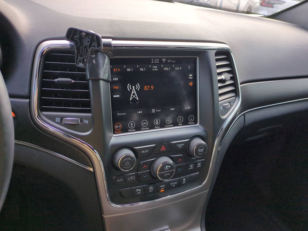 Thumbnail: 2018 Jeep Grand Cherokee - 32