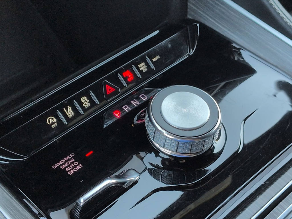 Thumbnail: 2023 Jeep Wagoneer - 35