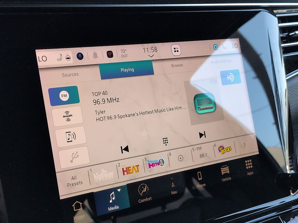 Thumbnail: 2023 Jeep Wagoneer - 34