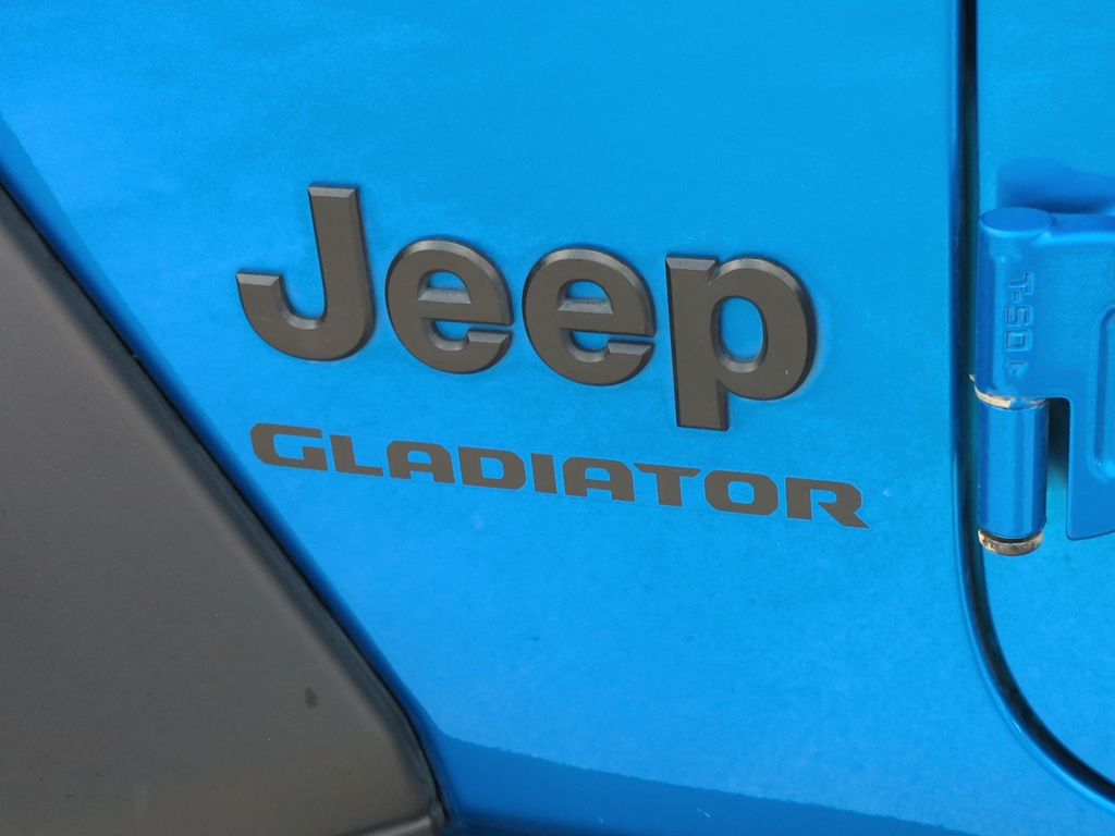 Thumbnail: 2021 Jeep Gladiator - 23
