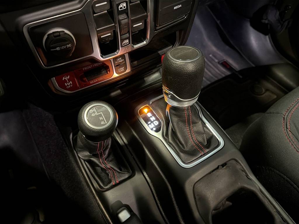Thumbnail: 2023 Jeep Gladiator - 15