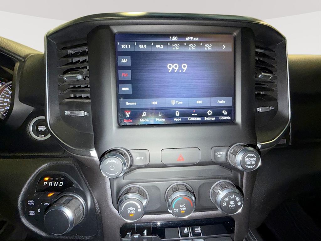 Thumbnail: 2019 RAM 1500 - 32