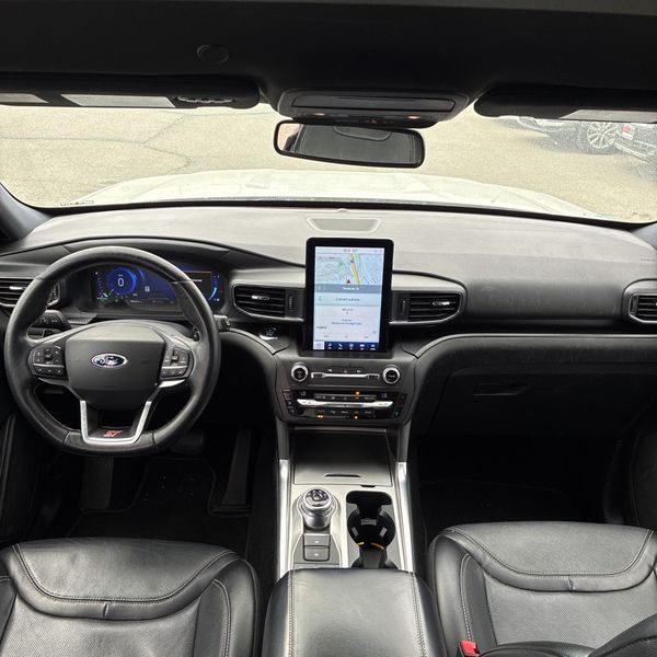Thumbnail: 2020 Ford Explorer - 2