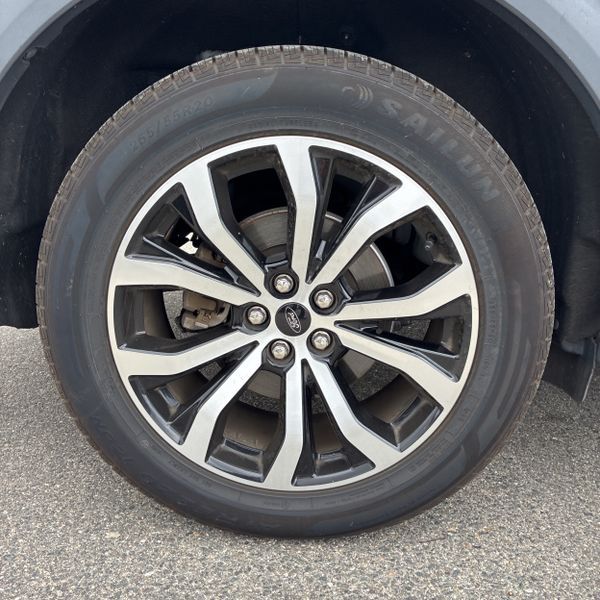 Thumbnail: 2020 Ford Explorer - 24