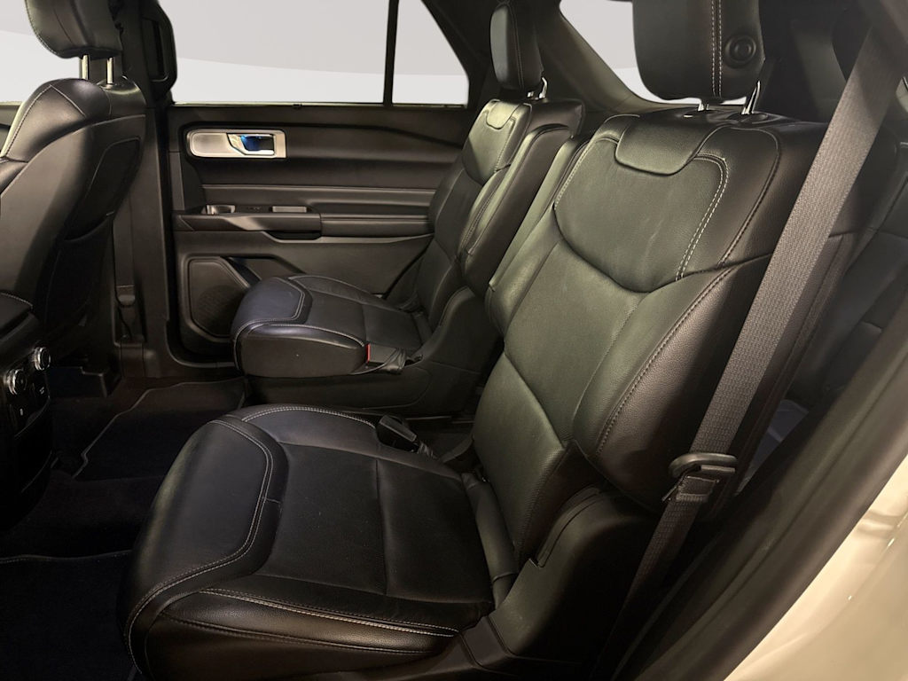 Thumbnail: 2020 Ford Explorer - 25