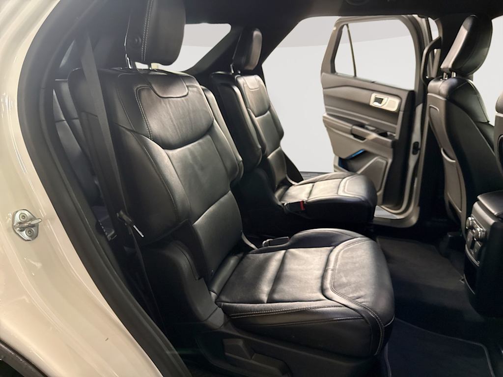 Thumbnail: 2020 Ford Explorer - 26