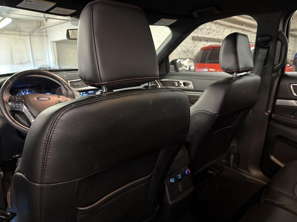 Thumbnail: 2019 Ford Explorer - 24