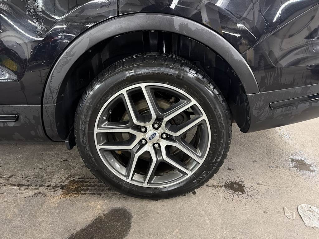 Thumbnail: 2019 Ford Explorer - 6