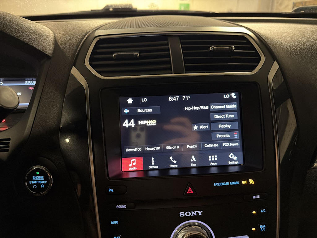 Thumbnail: 2019 Ford Explorer - 32