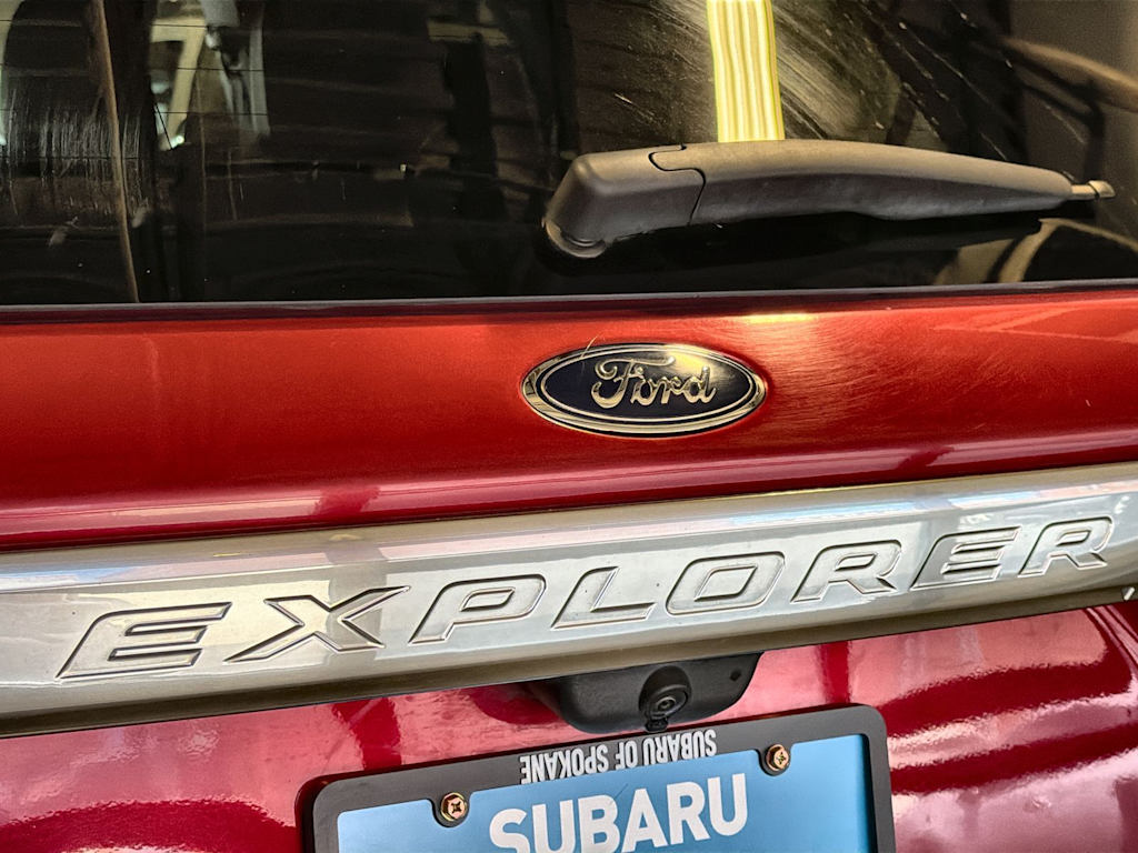 Thumbnail: 2021 Ford Explorer - 25