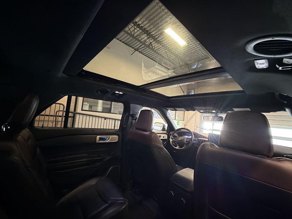 Thumbnail: 2021 Ford Explorer - 30