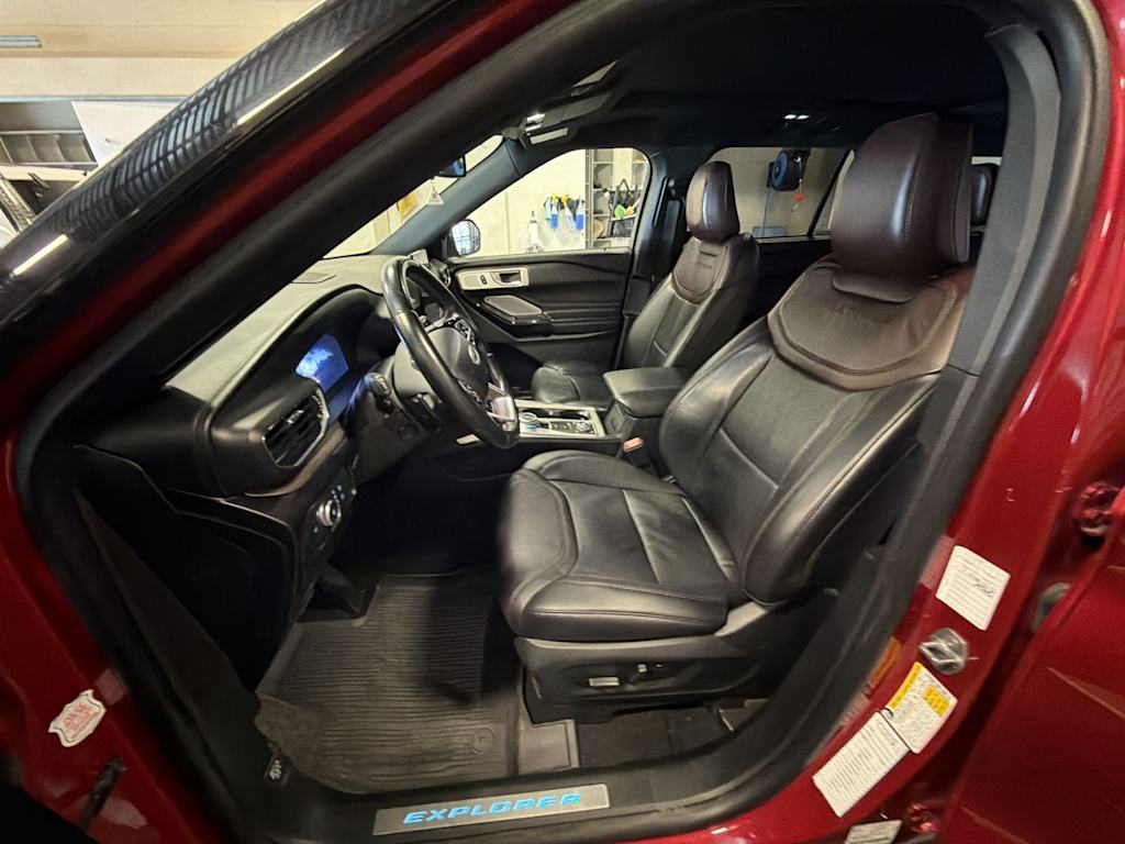 Thumbnail: 2021 Ford Explorer - 11