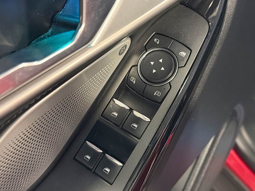 Thumbnail: 2021 Ford Explorer - 26