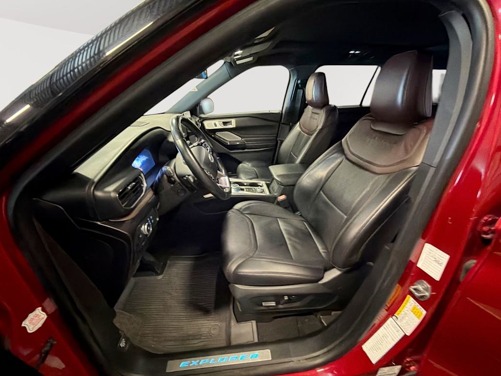 Thumbnail: 2021 Ford Explorer - 11