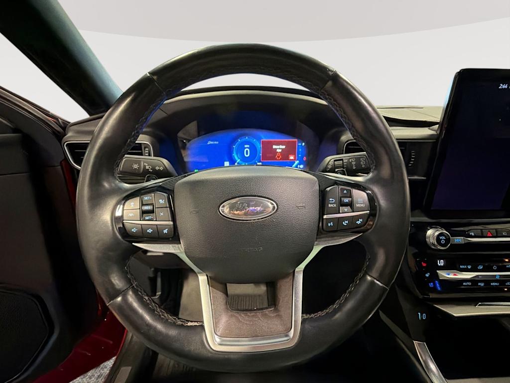 Thumbnail: 2021 Ford Explorer - 10